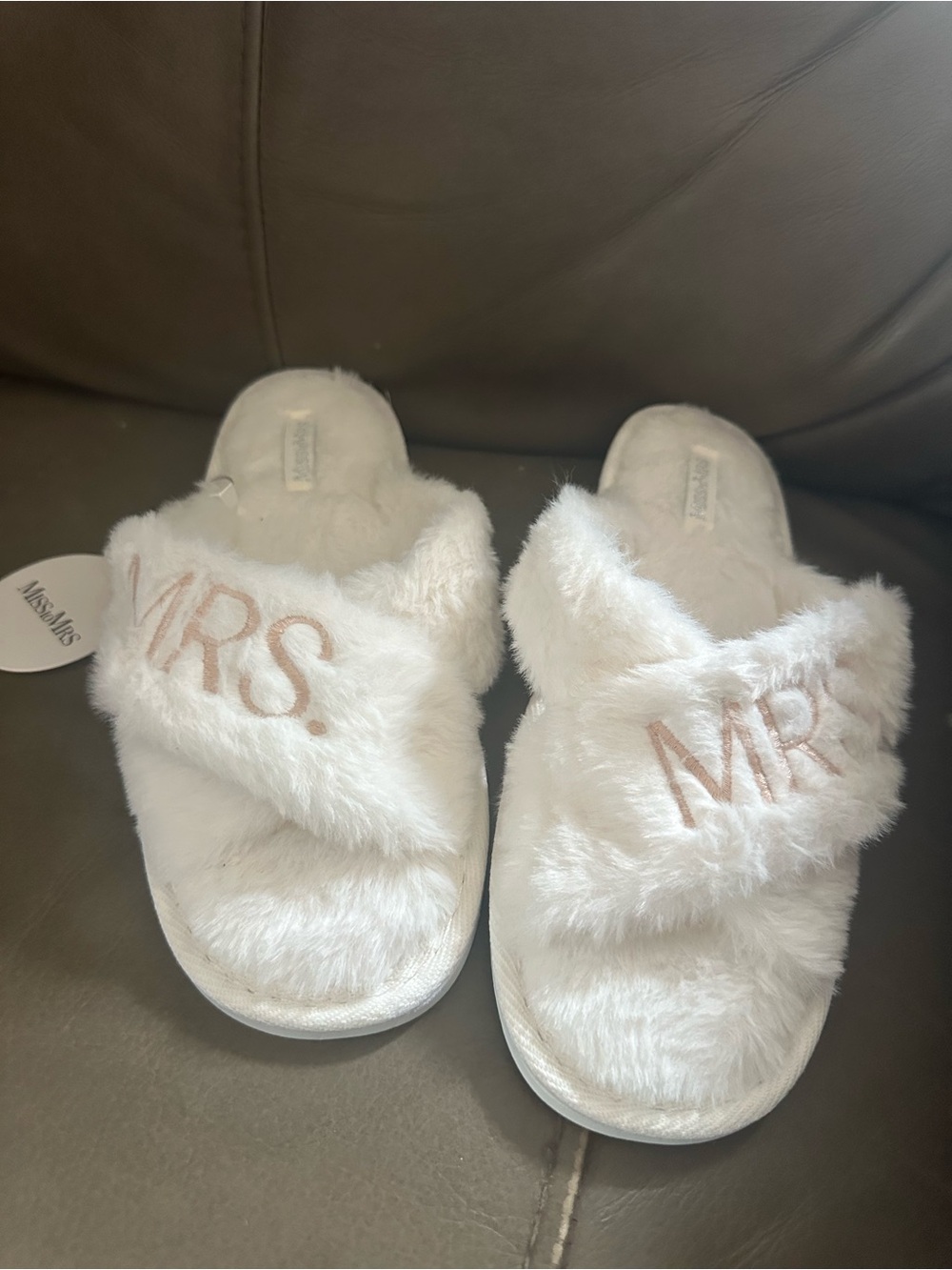 Miss to Mrs Bridal MRS Embroidered Fluffy Slippers Size EU38-39 NWT